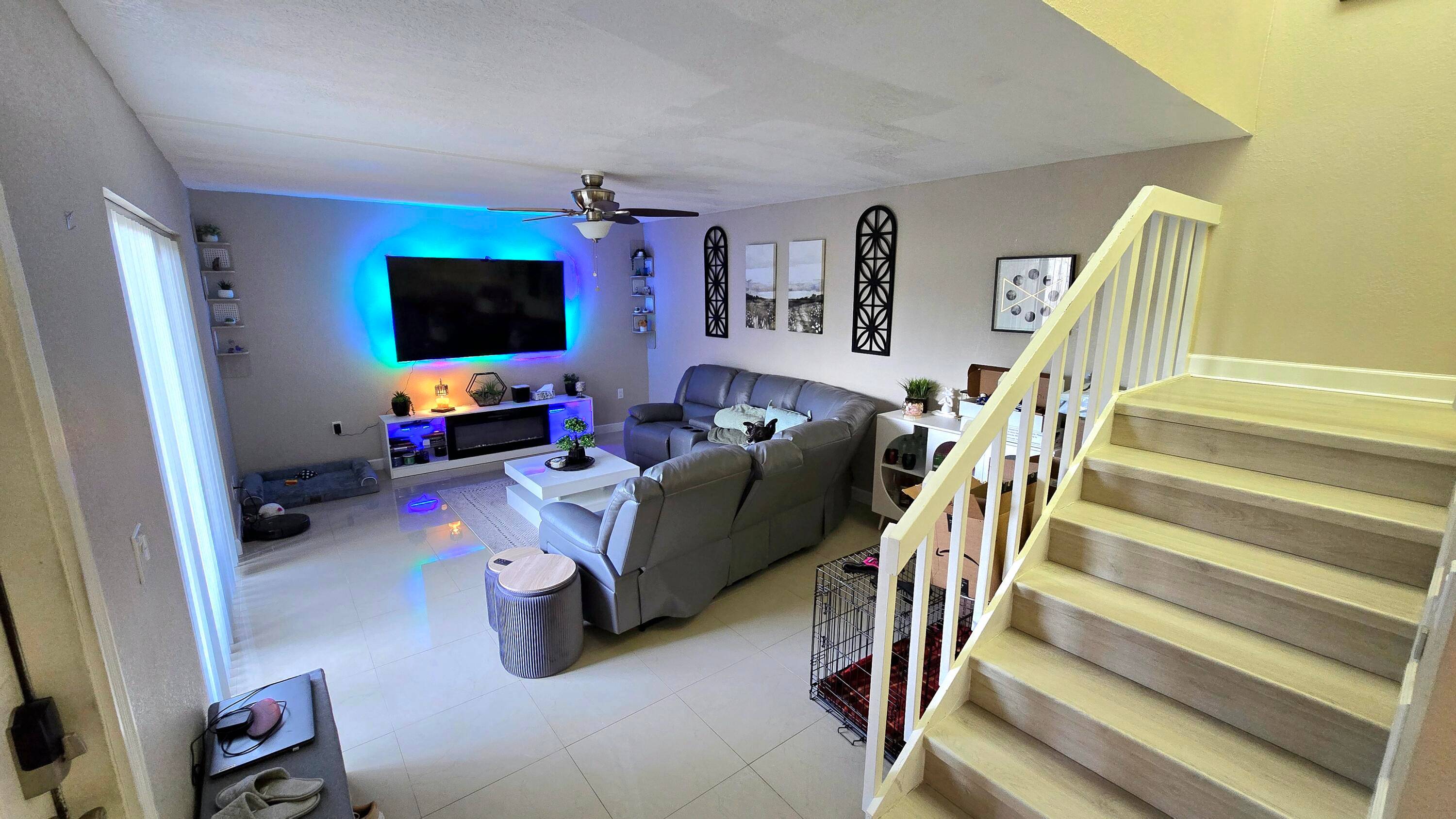 Beautiful and well maintained 2 bedrooms 2 baths townhouse in the desirable community of Lakewood.