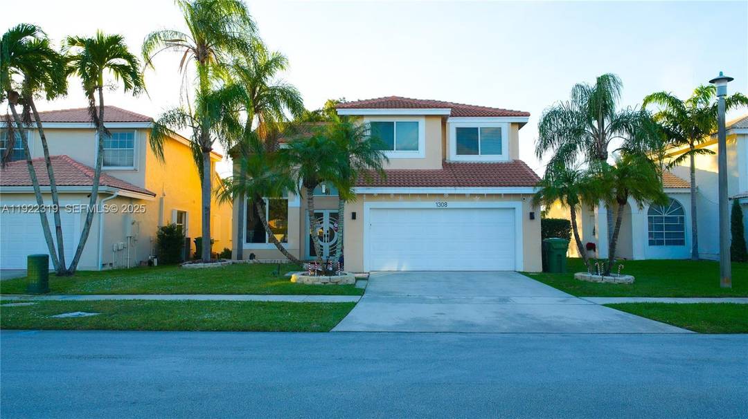 Seller motivated ! Exceptional lakefront opportunity in the desirable Silver Lakes community.