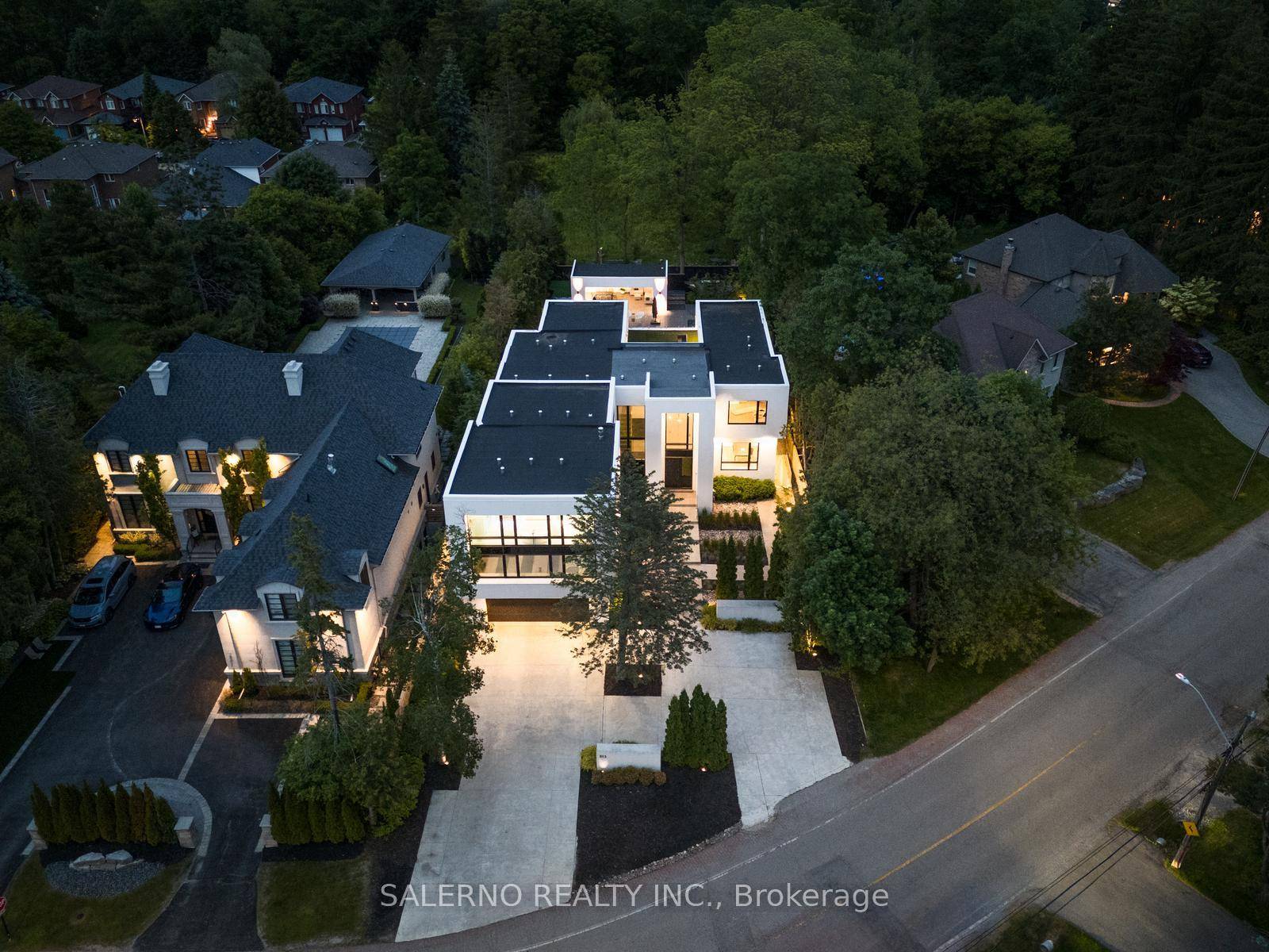 Welcome To 513 Rougemount Dr Located In Pickering.