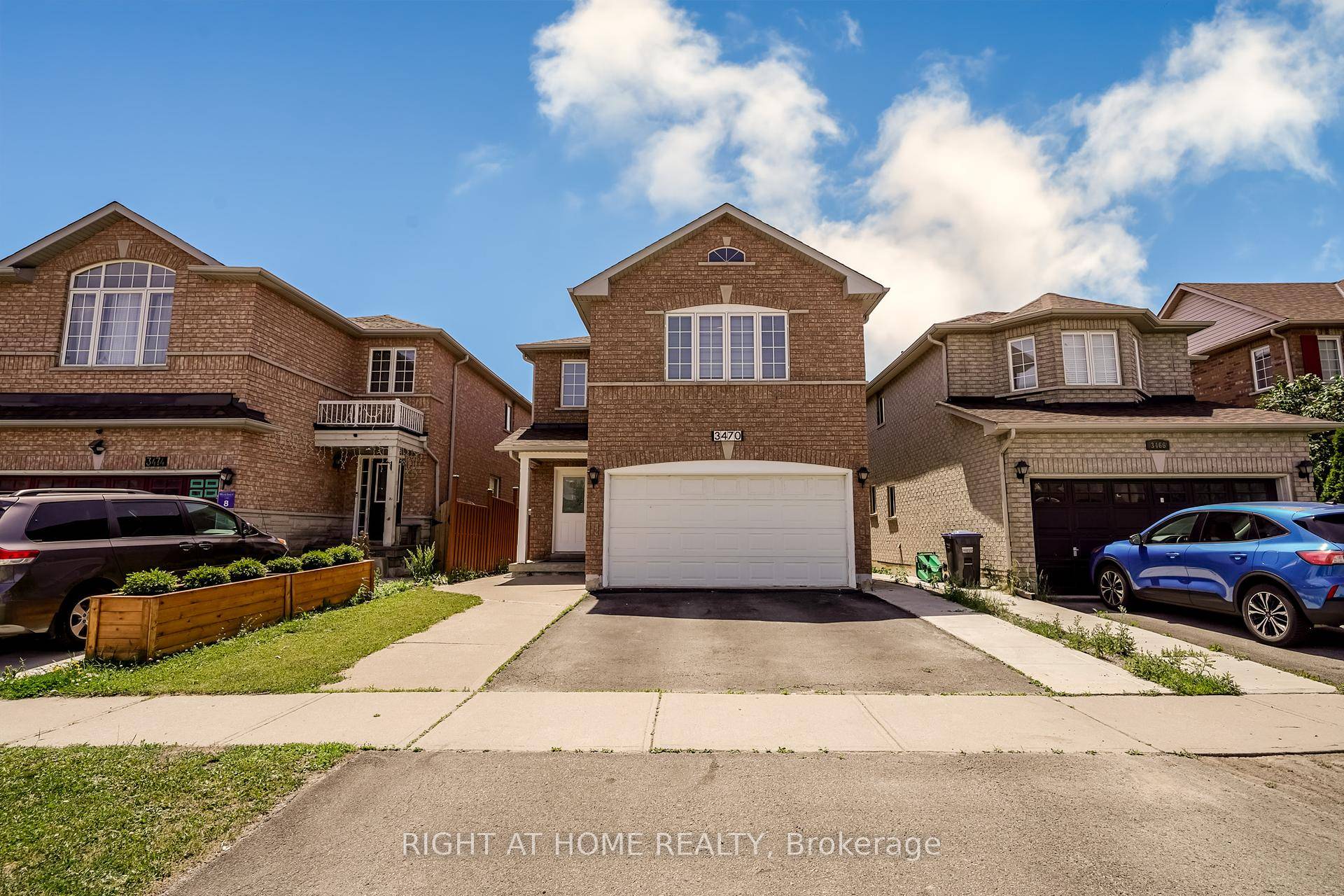 This gorgeous, meticulously upgraded basement is located on a quiet, child safe street, offering a peaceful and secure environment.