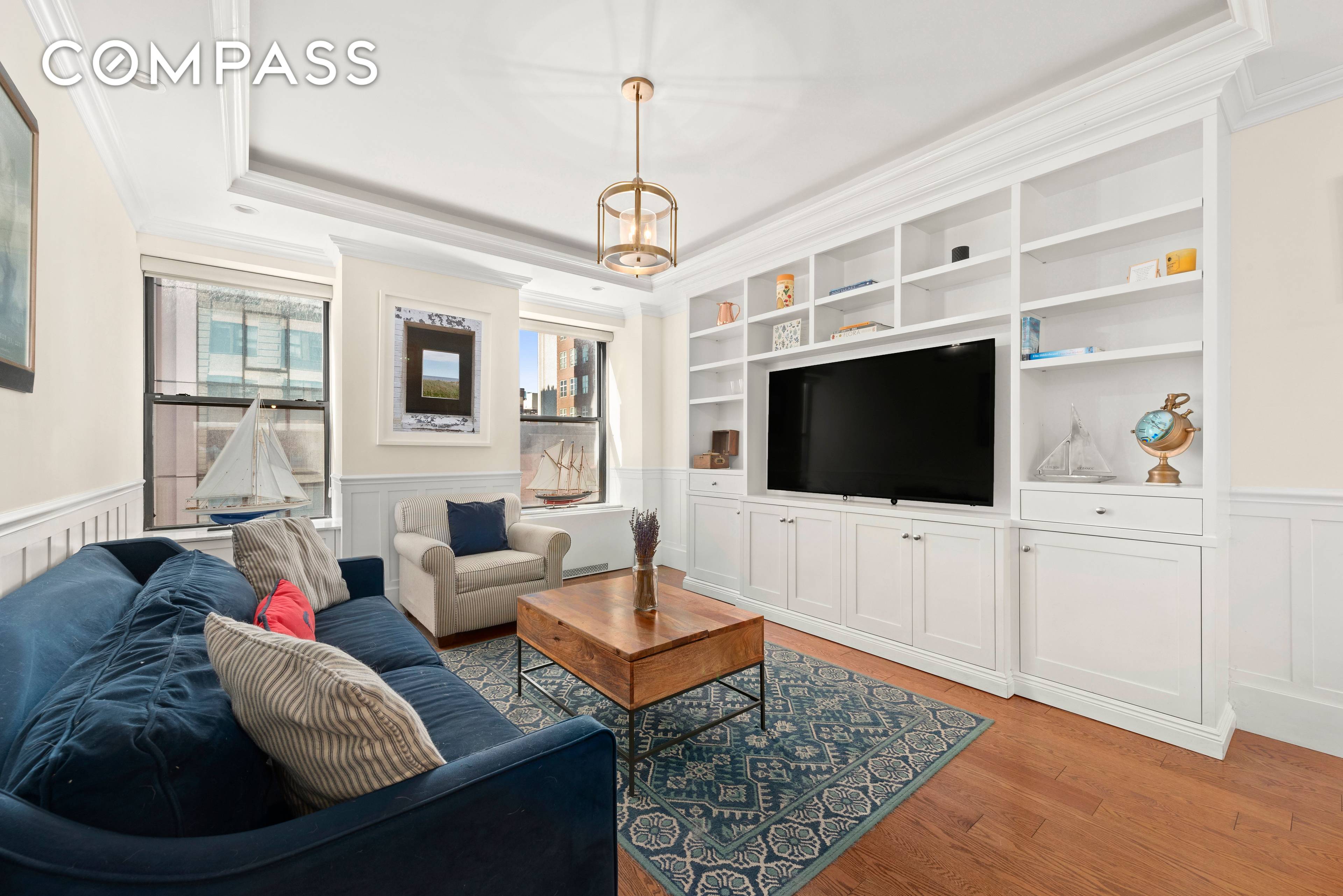 Wonderful prewar details and a versatile layout greet you in this fully Renovated 4 Room Flex 2 bedroom home that has bright southern exposure and is in move in condition ...