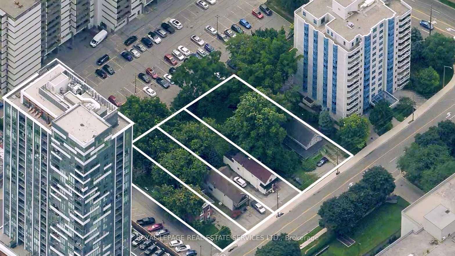 DOWNTOWN BURLINGTON HIGH RISE LAND ASSEMBLY Uncover the potential of this 4 Lot Residential Land Assembly in Downtown Burlington's Urban Centre.