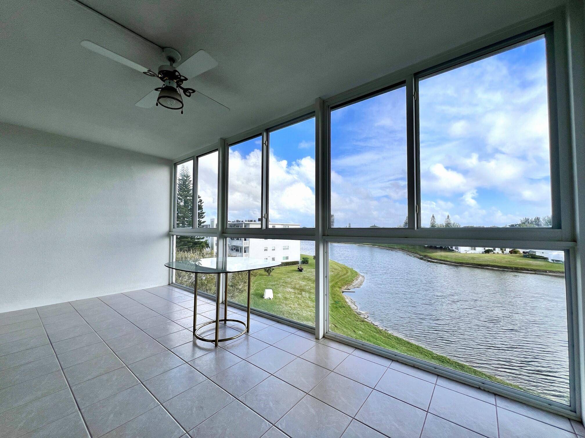 BREATHTAKING VIEWS IN 55 CENTURY VILLAGE !