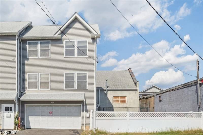Welcome to this charming and well maintained 2 Bedroom townhouse, offering both comfort and convenience, with a large 2 car garage, and a private side yard, The Large 2 Car ...