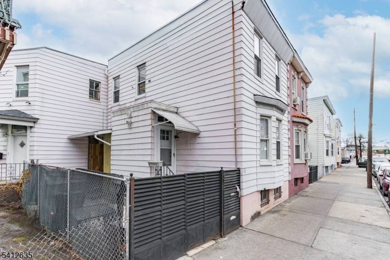 Right in the heart of the Ironbound, one block from Ann Street school, close to Wilson Avenue Ferry Street where you have all the conveniences of shops, supermarkets, businesses and ...