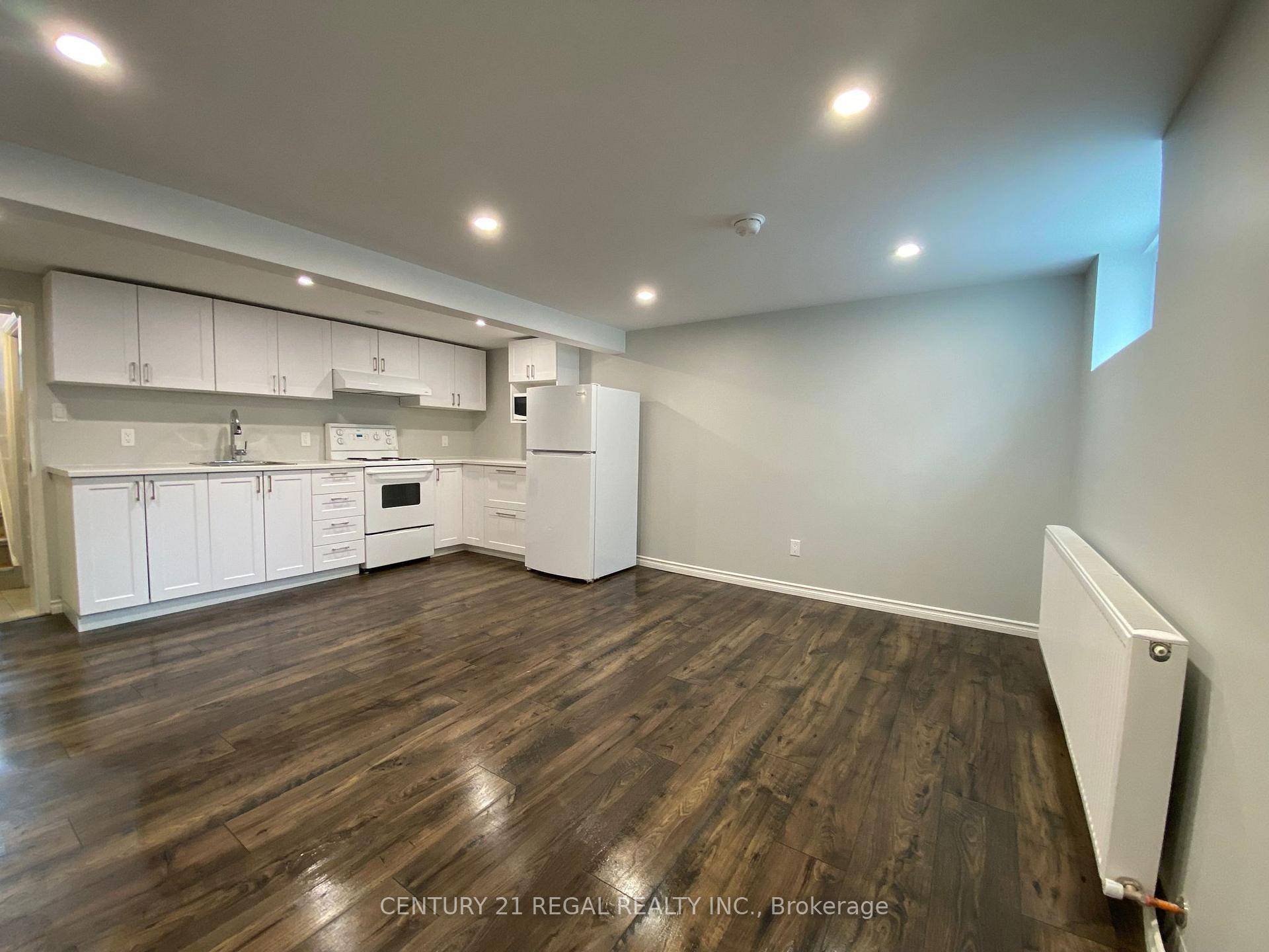 Popular Wexford Maryvale area, 1 bedroom basement apartment with separate entrance.