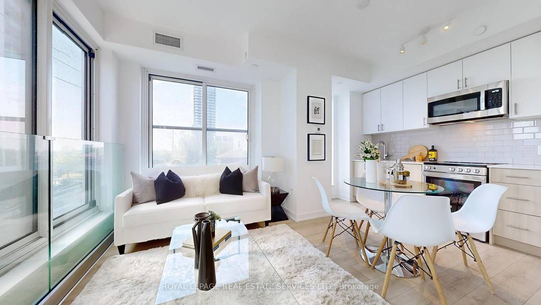 HST REBATE ELIGIBLE. Experience modern urban living in this 2 bedroom, 2 bathroom suite at The Tailor Condos a stylish 10 storey boutique residence at 1195 The Queensway.