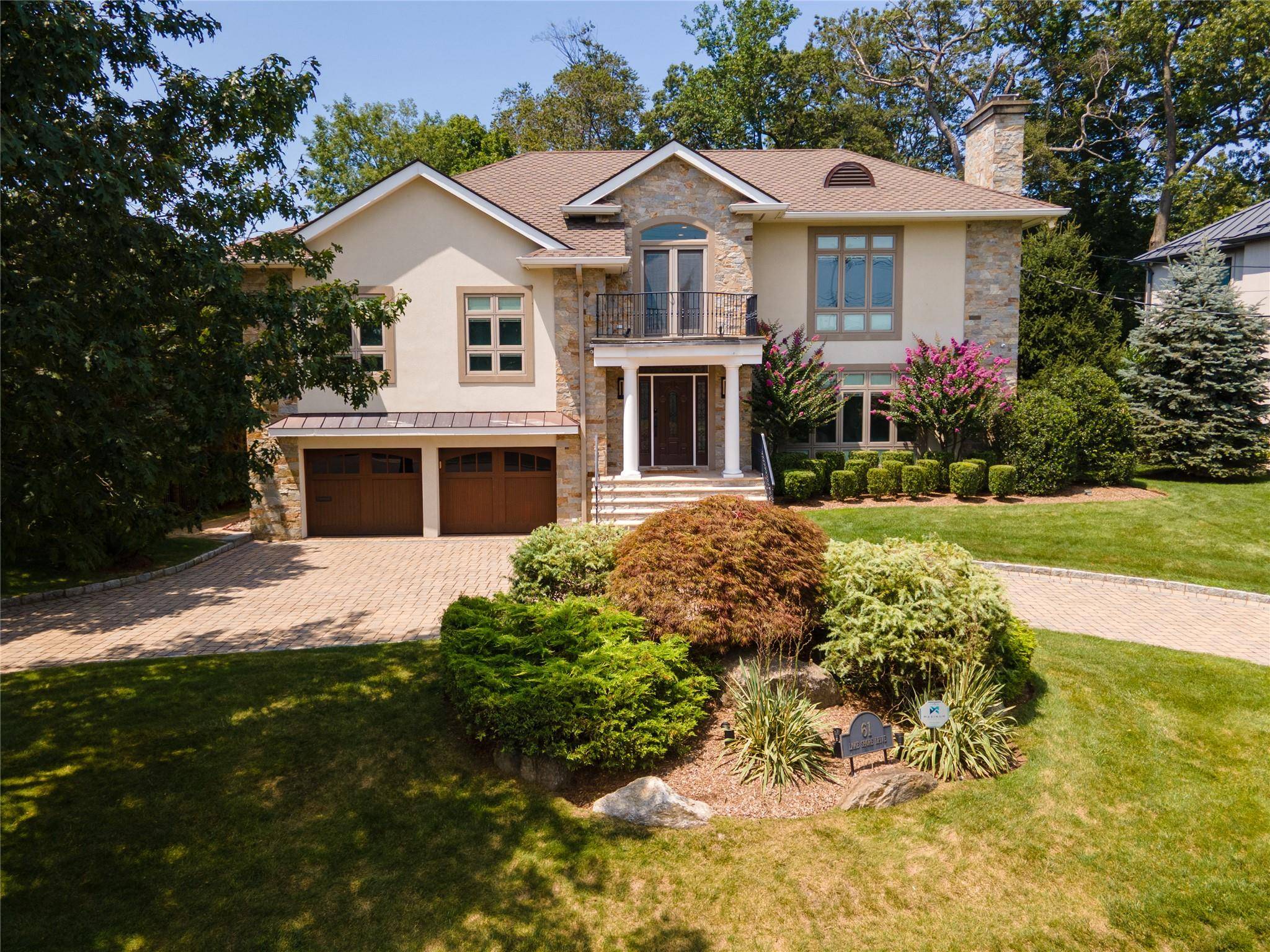 Experience timeless elegance and modern luxury in this magnificent 5 bedroom, 5.