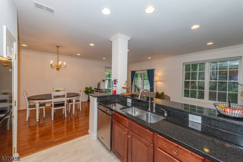 Wonderful Opportunity in The Reserve Townhome Community !