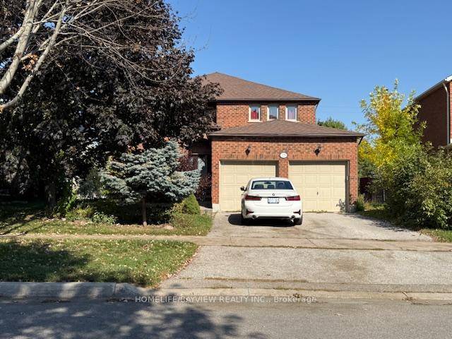 Welcome to this beautifully finished walkout basement apartment located in one of Newmarket's most prestigious and sought after neighborhoods.
