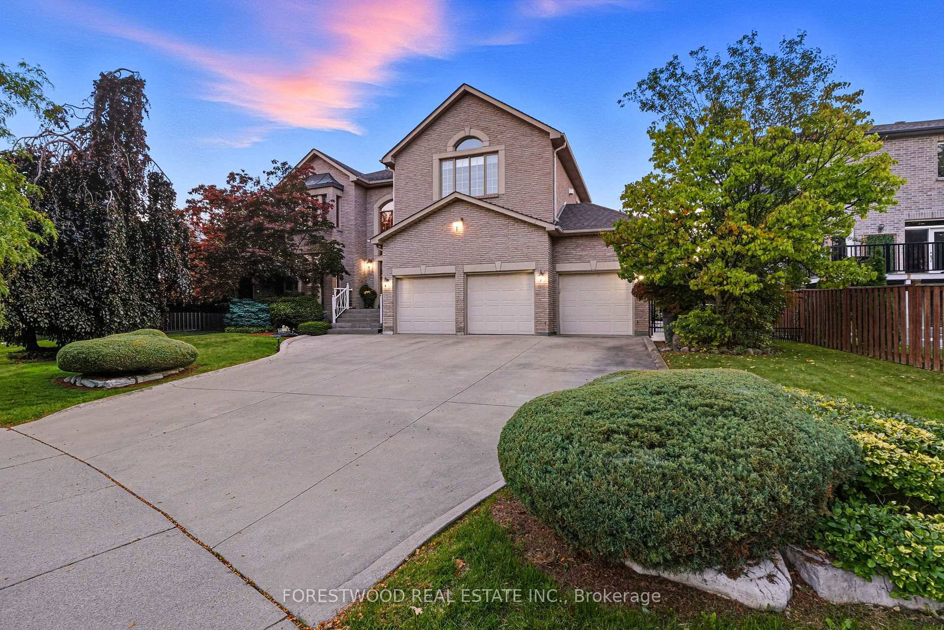 Rare opportunity to own a spacious and beautifully crafted custom built home situated on a premium 89x158 ft landscaped lot in a sought after neighborhood.
