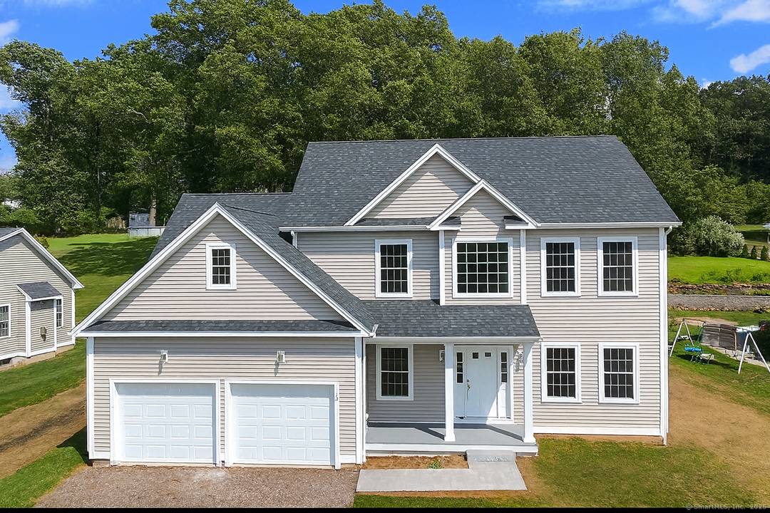 Welcome to Rock Hole Brook, Newington's premier new subdivision offering custom built energy efficient homes with modern layouts and high end finishes.