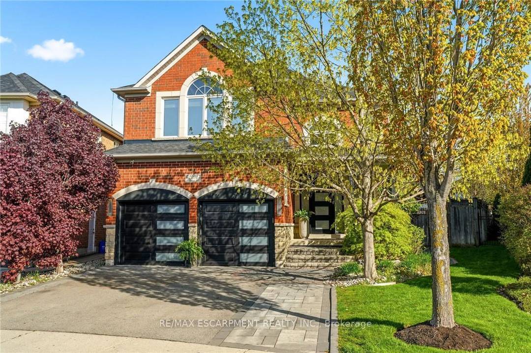 RemarksPublic Remarks An exceptional family residence offering approx 4, 000 sq.