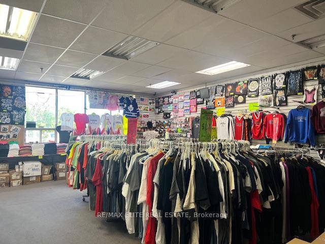 Retiring Sale ! The seller has successfully operated for over 30 years !