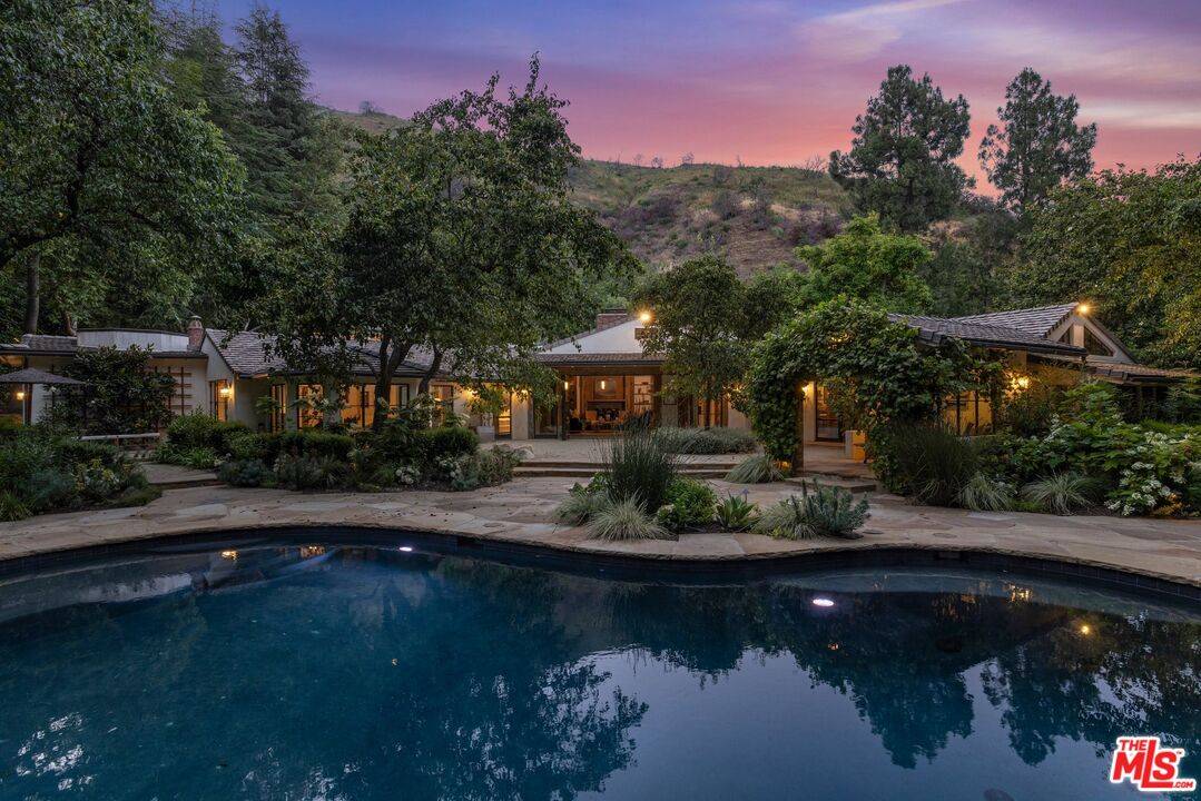 3099   Mandeville Canyon Rd 9BR Brentwood La