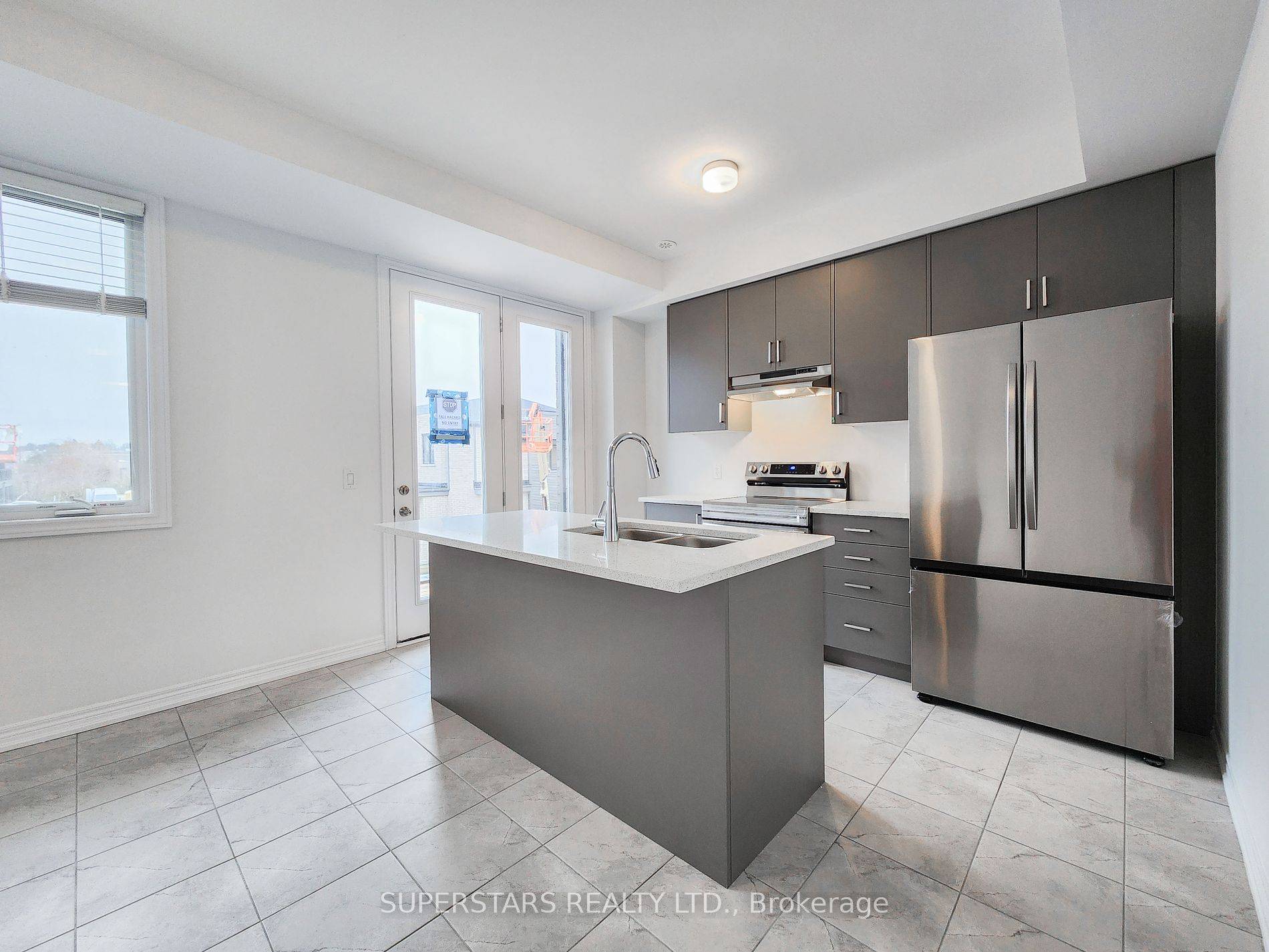 MOVE IN READY ! Be The First To Live In This Brand New 3 bedrooms, 3 bathrooms Beautiful Townhouse Located In the Heart Of Brooklin.