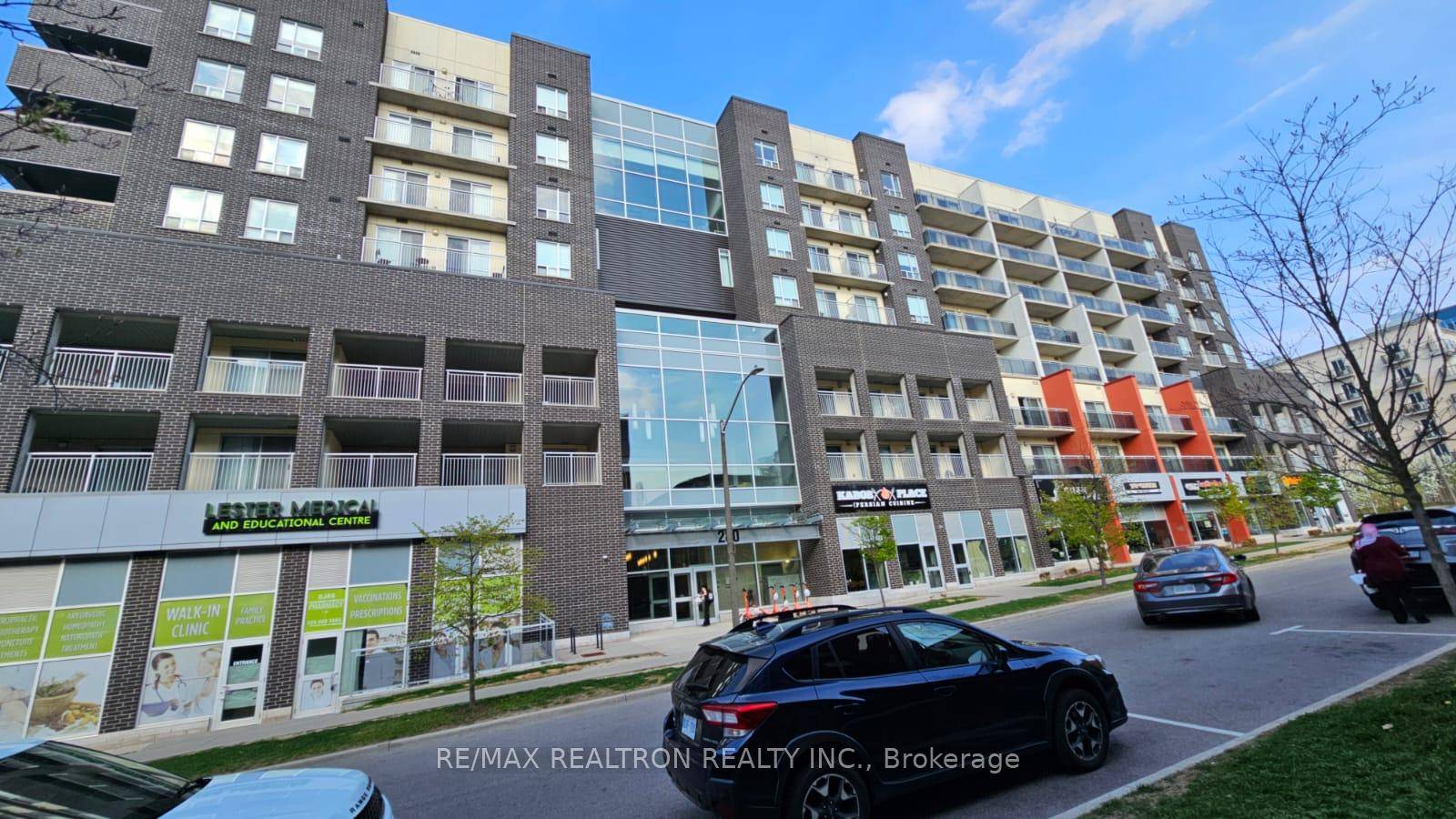 Prime Location Near Wilfrid Laurier University amp ; University of Waterloo !