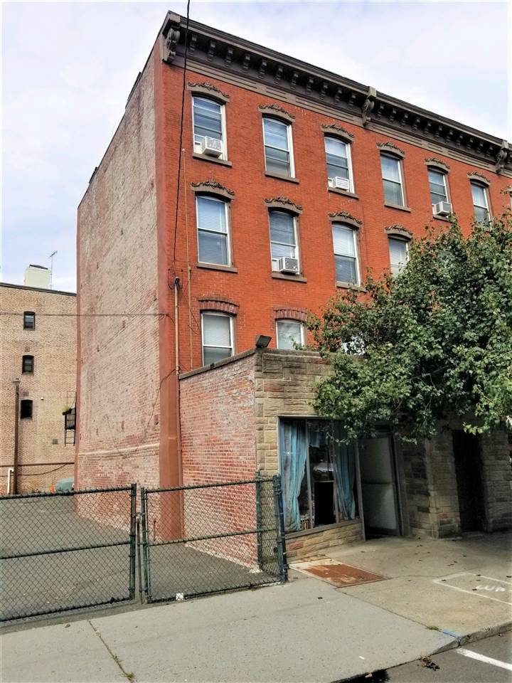 217 WARREN ST New Jersey