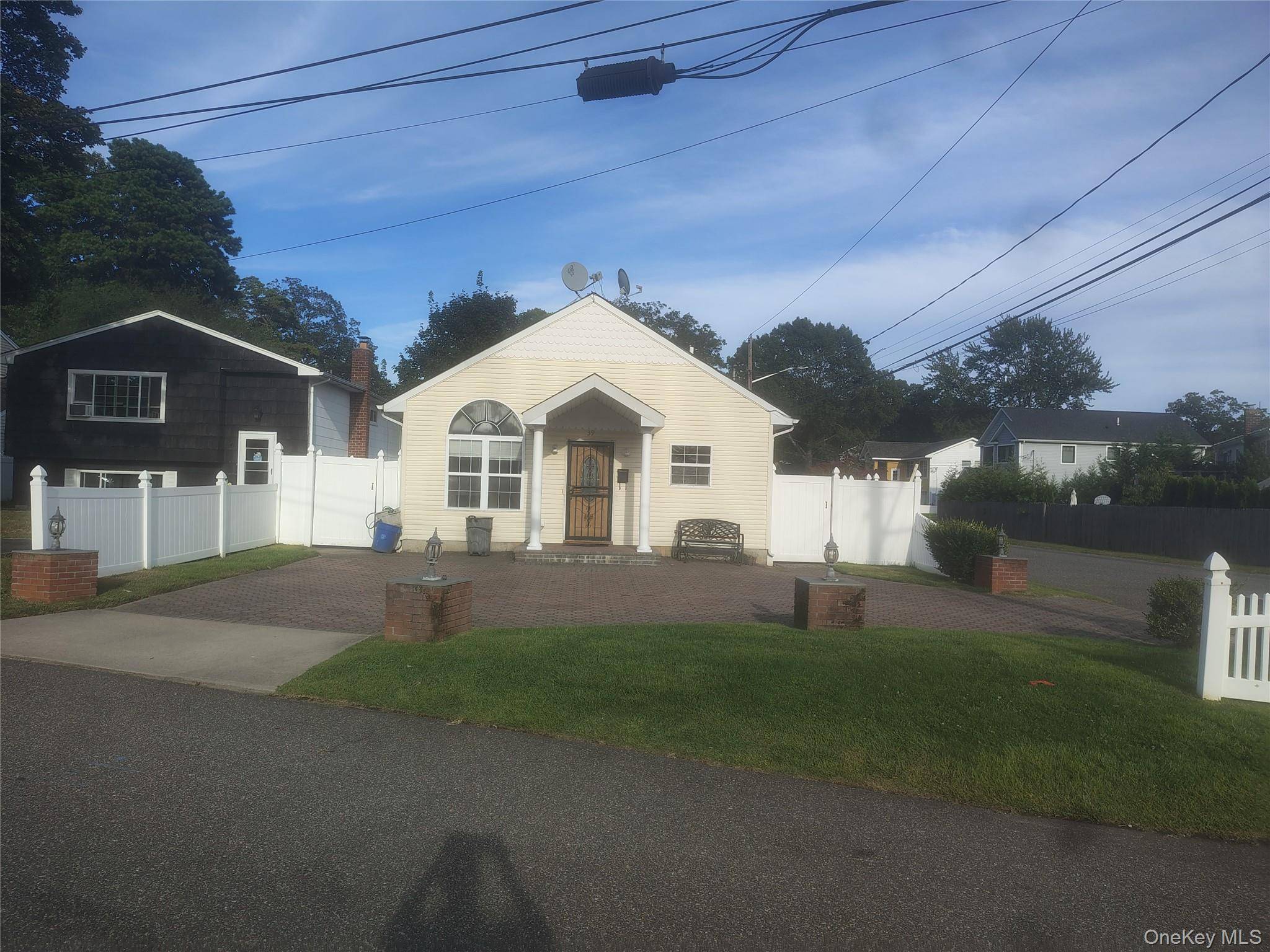 Fully renovated 3 bedrooms 2 full baths full house Walkin closet attic available eat in kitchen tenant pays for utilities Gas electric and internet.