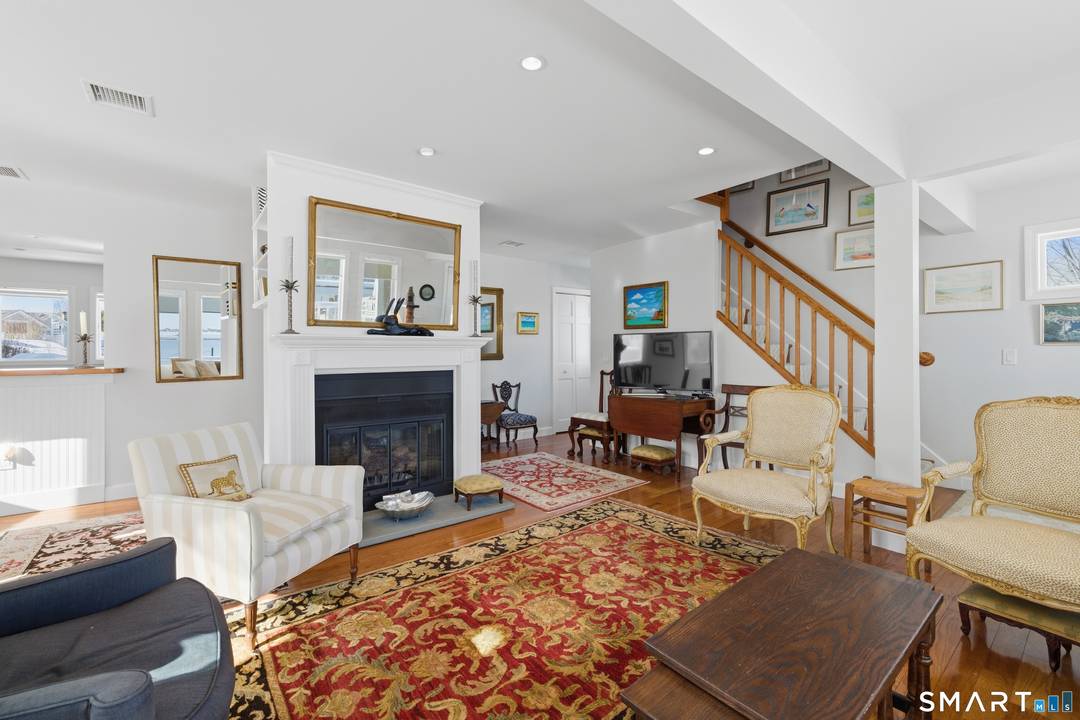 Welcome to your perfect short term rental in the charming town of Stoningon Borough, where convenience meets comfort.