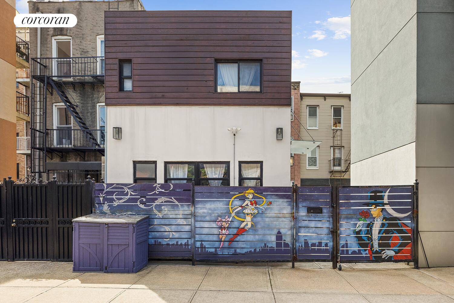 One of a kind ! 520 Meeker is a unique single family home in Williamsburg on the border of Greenpoint.