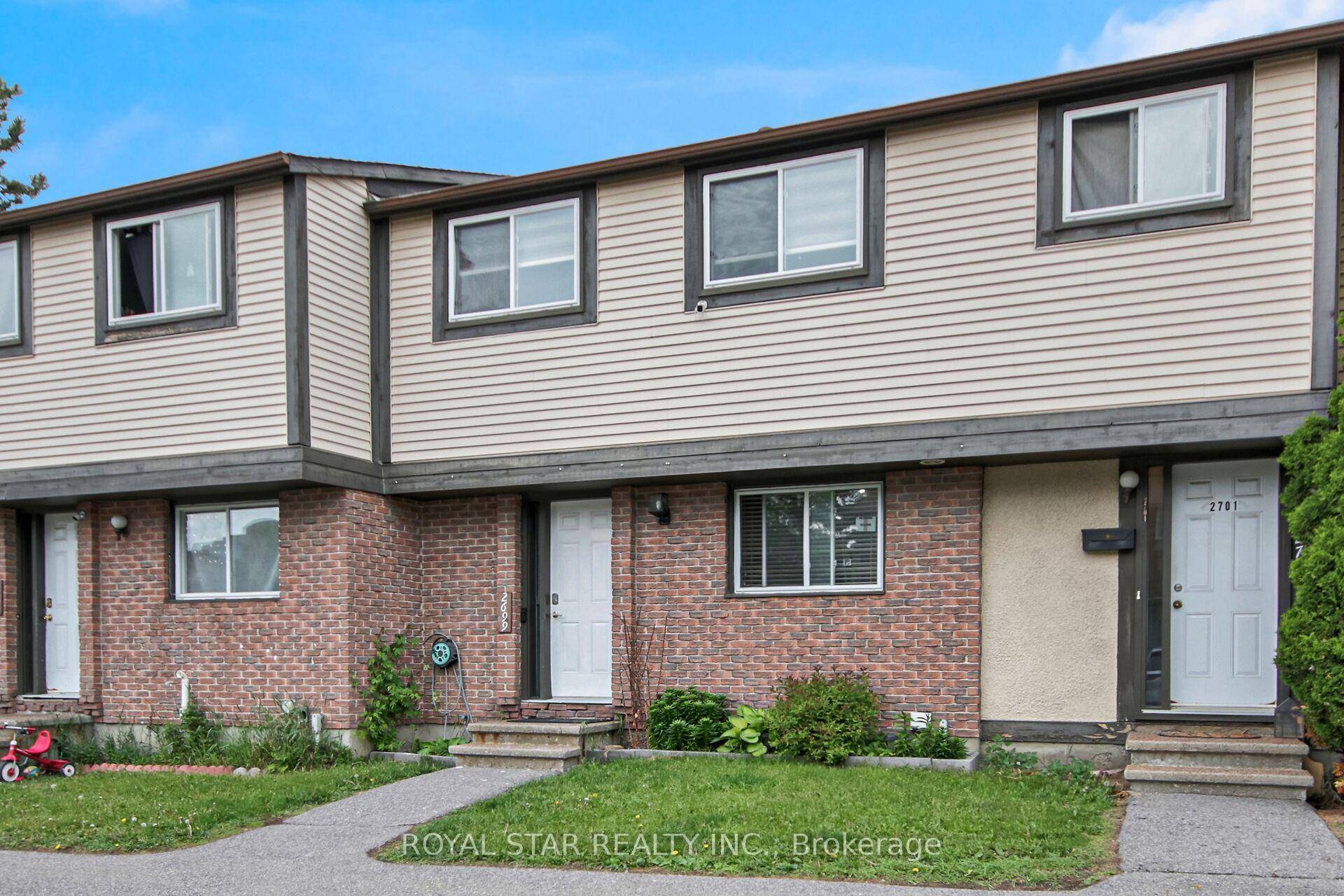 Bright and charming 4 bedroom, 2 bath townhome in the Sawmill Creek South Keys neighborhood.