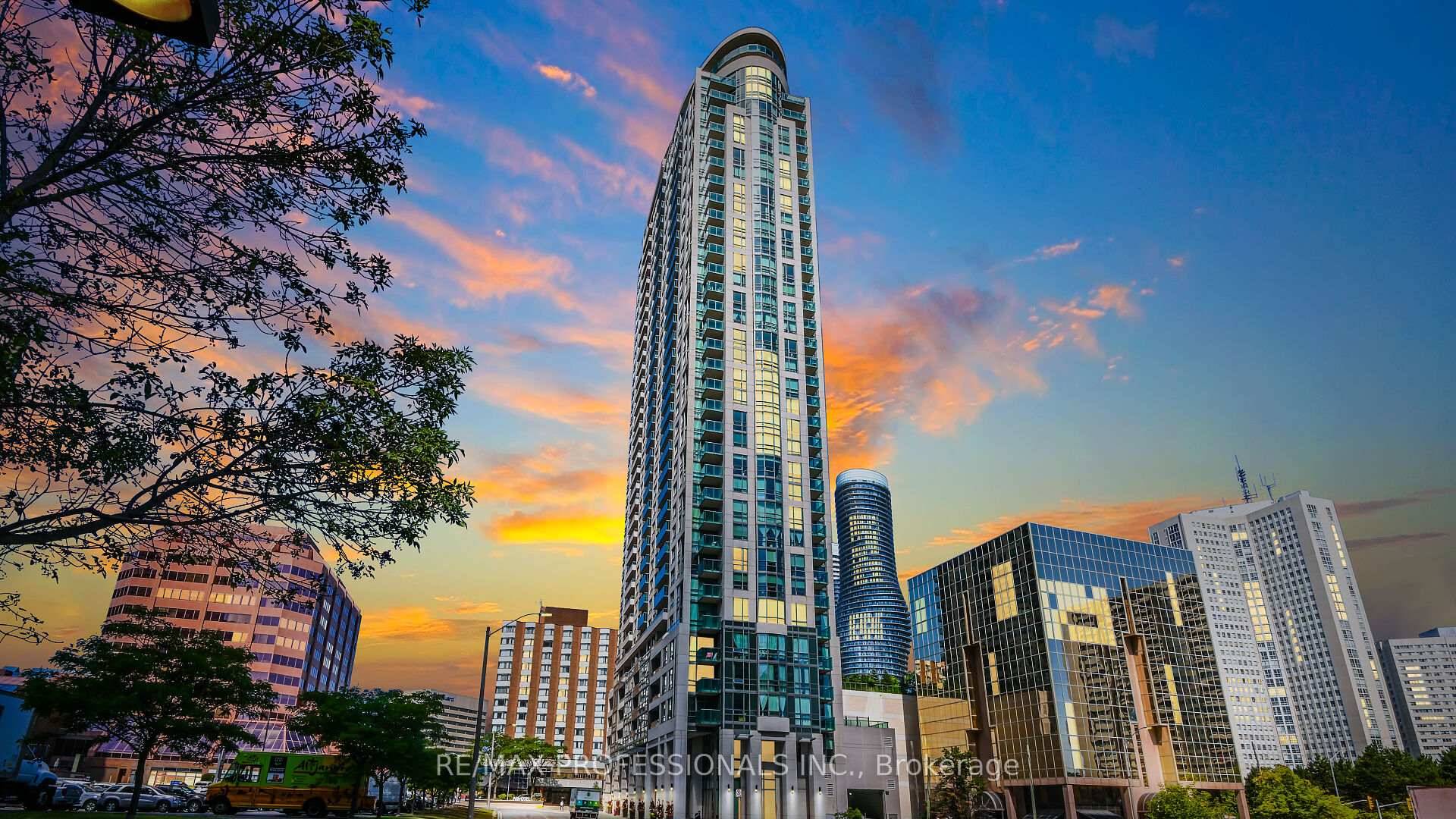 If you're reading this, you just found one of Mississaugas larger condos over 1000 sq.