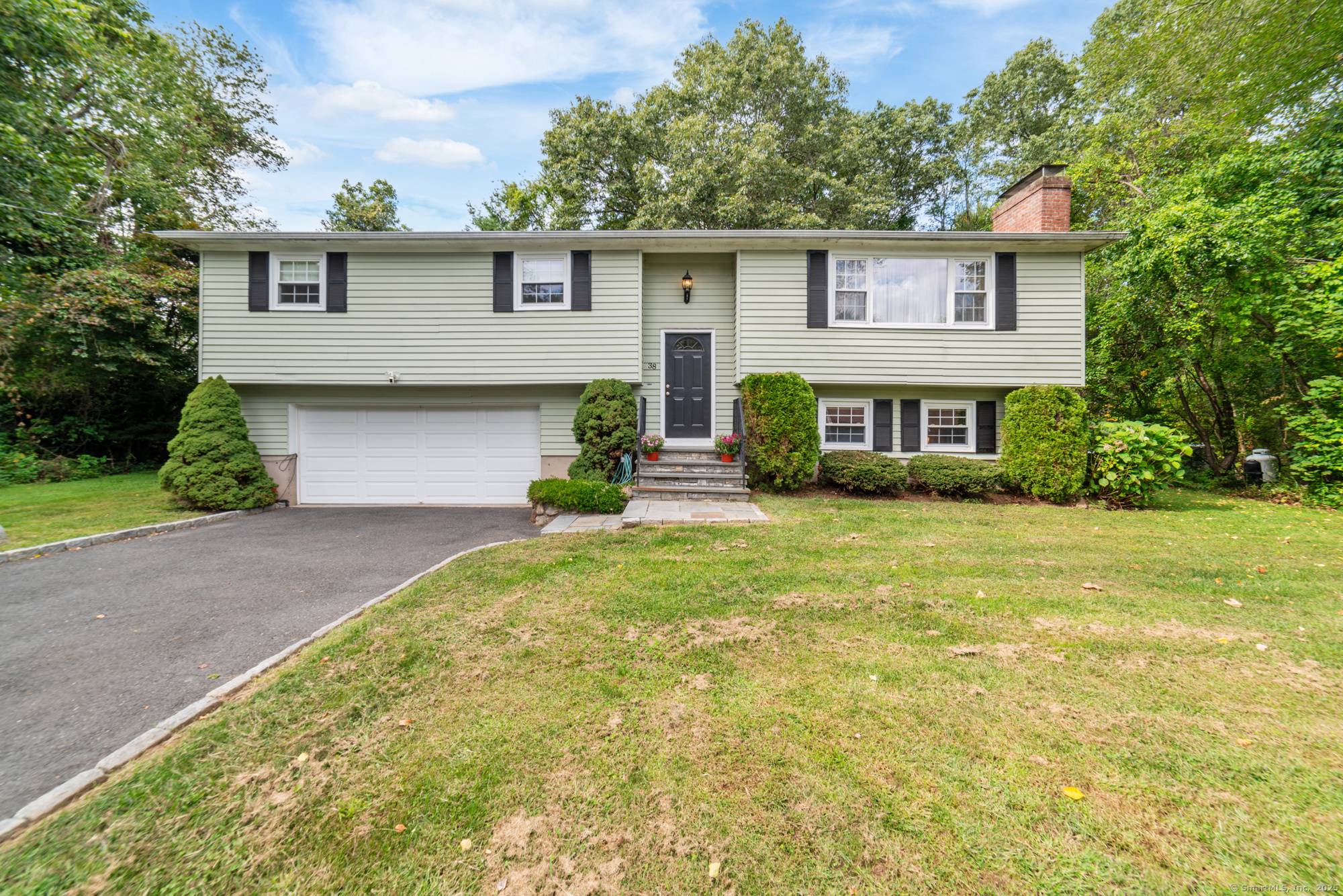 Welcome to 38 E Ridge Drive Move In Ready Fully Updated.
