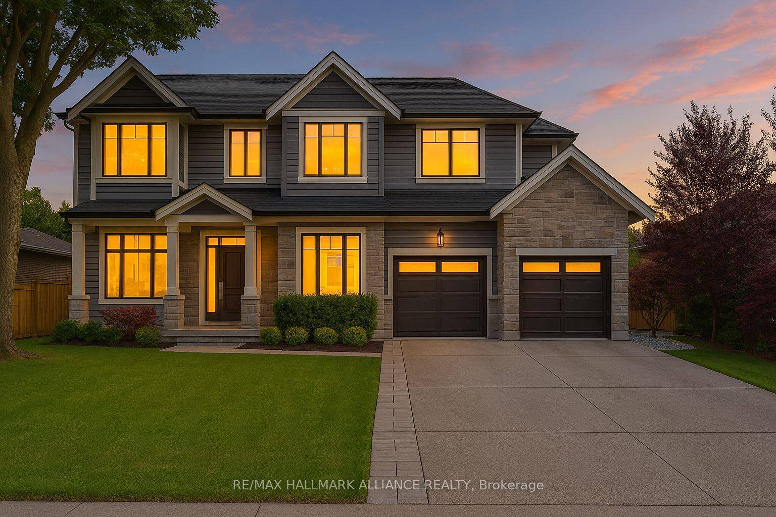 Welcome to this exceptional Keeren Design luxury residence nestled at a quiet cul de sac off Morrison Road in prestigious Southeast Oakville.