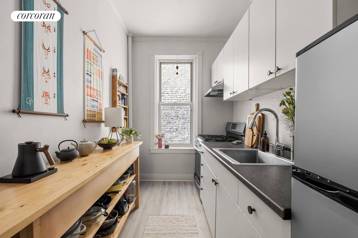 Tucked away on the prettiest and quietest block in Park Slope, this one bedroom co op offers modern living in one of Brooklyn's most desirable neighborhoods.