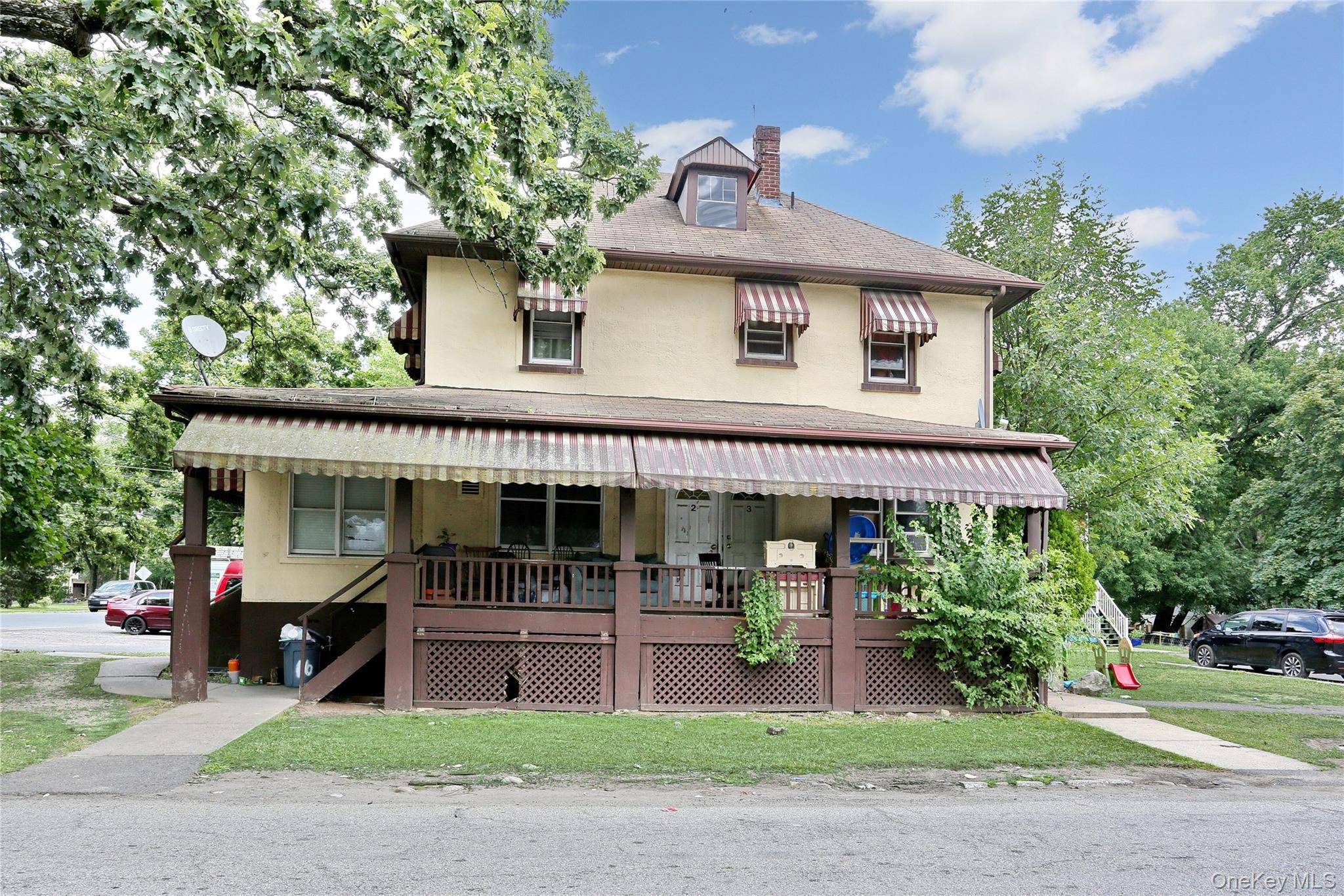Incredible Investment Opportunity in Spring Valley !
