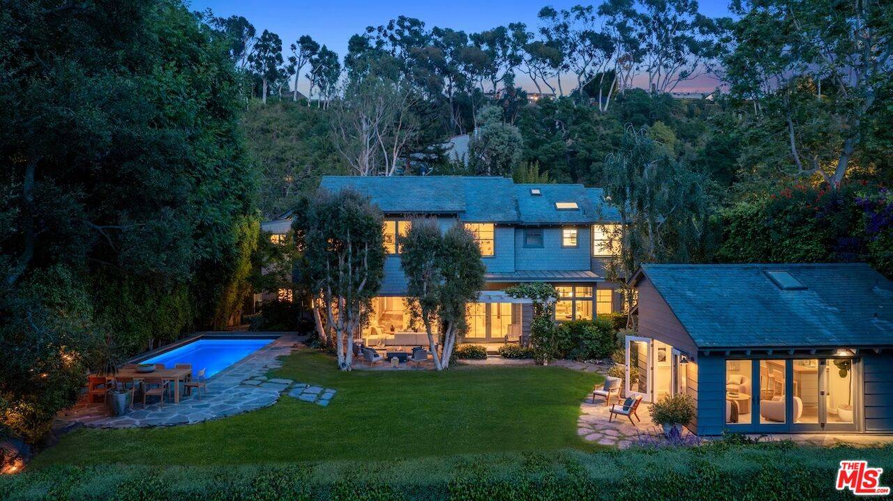 761 Latimer Rd 5BR Pacific Palisades La