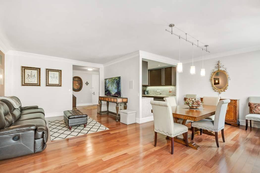 High ceilings, dazzling light, new in unit washer dryer and closets galore, are a few of the features that define this beautifully renovated 2 bedroom, 2.