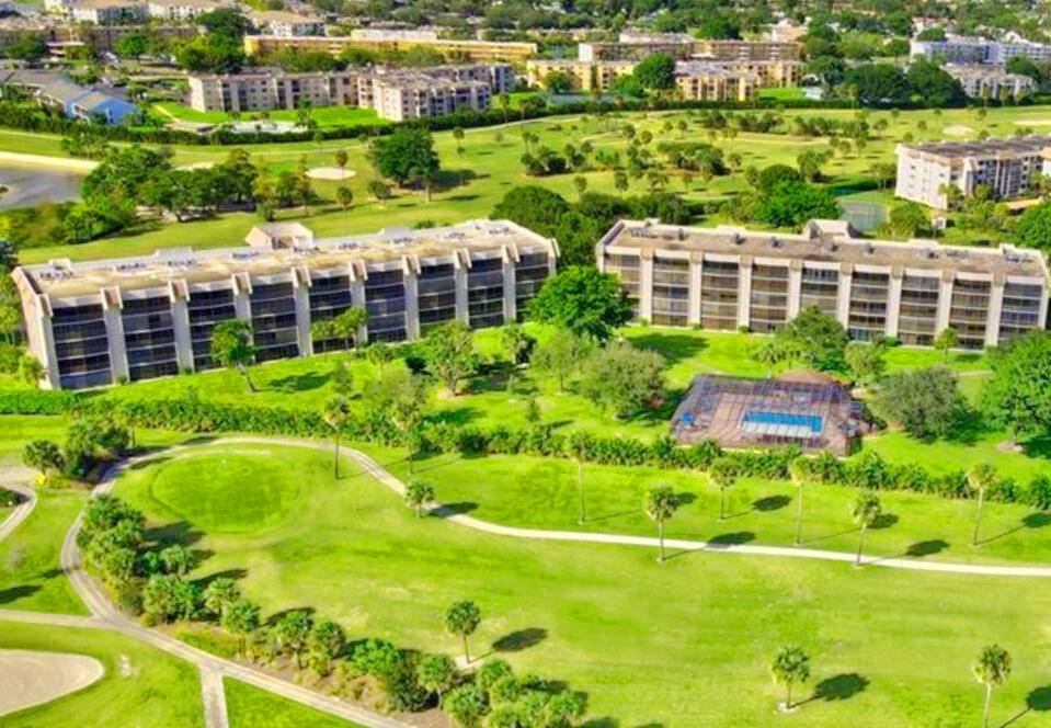 Welcome to acres of golf course views from the top floor.