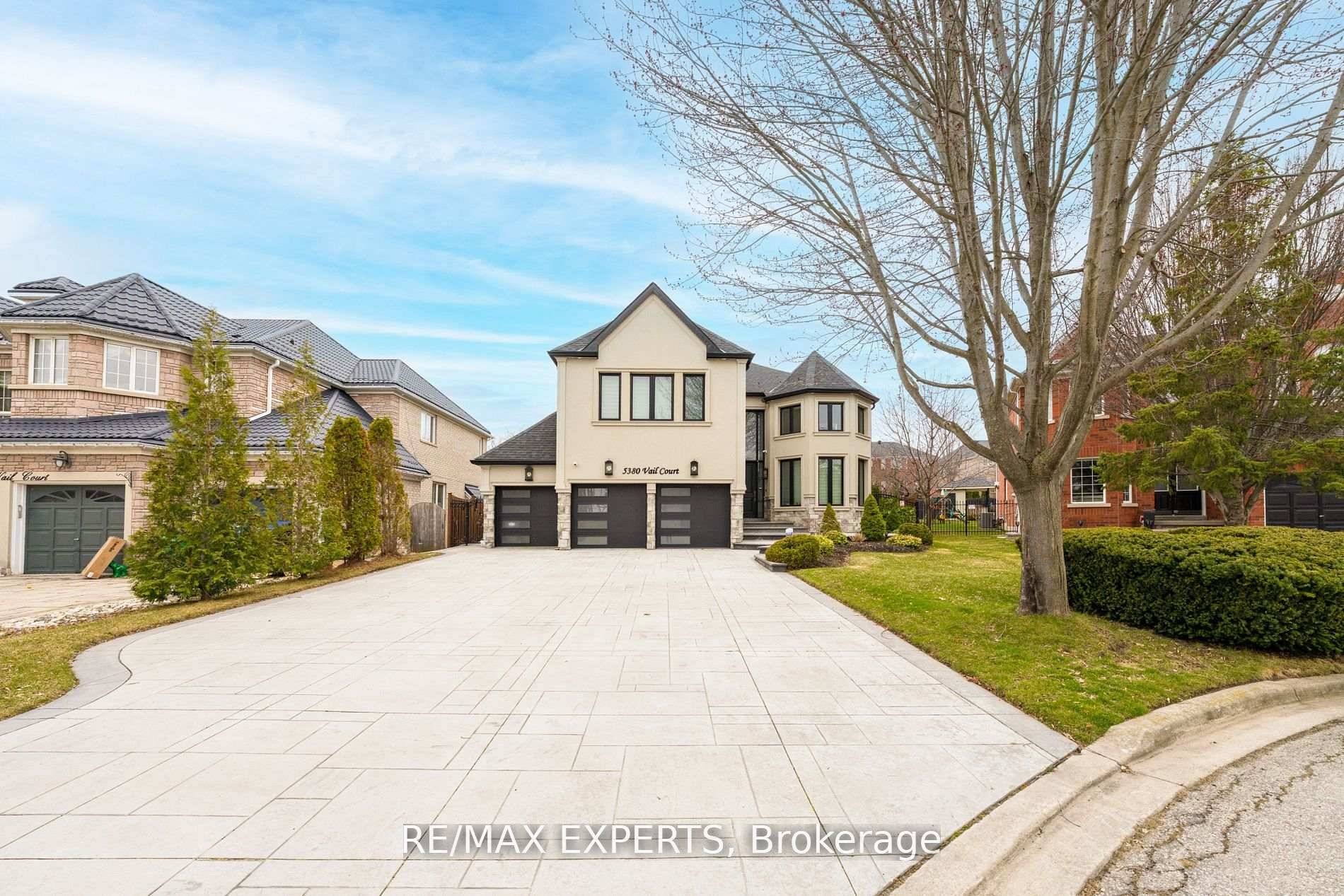 Welcome to this stunning 6 bedroom, 6 bathroom detached estate with a 3 car garage, nestled in the heart of Mississauga's prestigious Erin Mills.