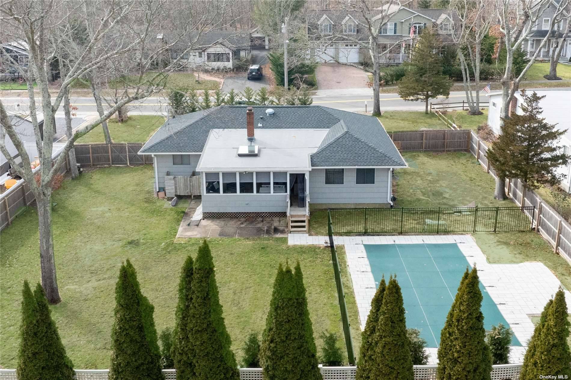 Perfect summer get away or starter home, this charmer has it all ; pool, beach, proximity to Jitney and is right down the road from the best ice cream ever ...