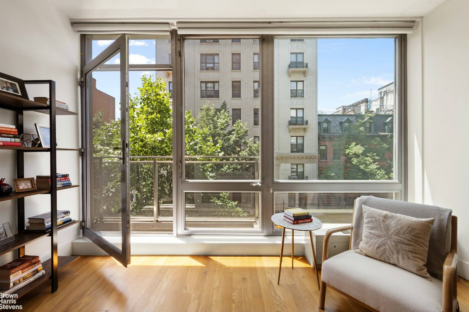 Wonderful 2Bed 2bth available in South Harlem's premier boutique condo Windows on 123.