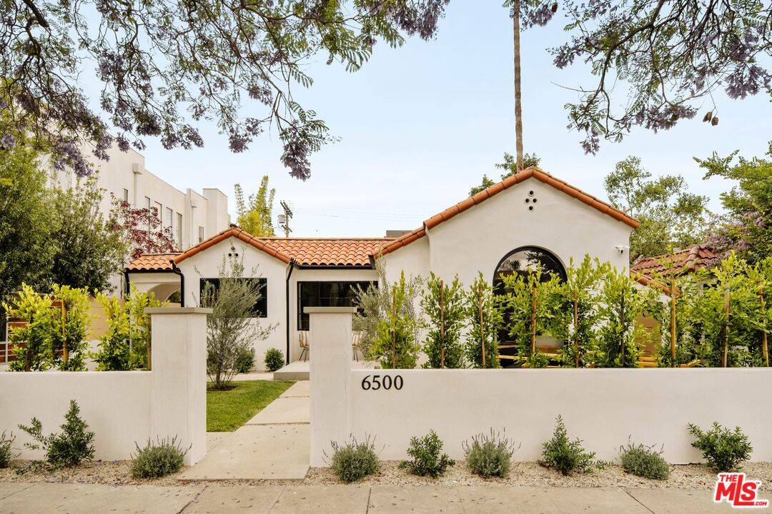 6500  W 5th St 4BR Beverly Grove La