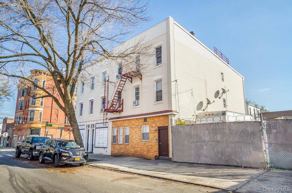 Totally renovated 5 family situated off Woodhaven Blvd, and behind the Stop amp ; Shop Shopping center on Atlantic Ave.