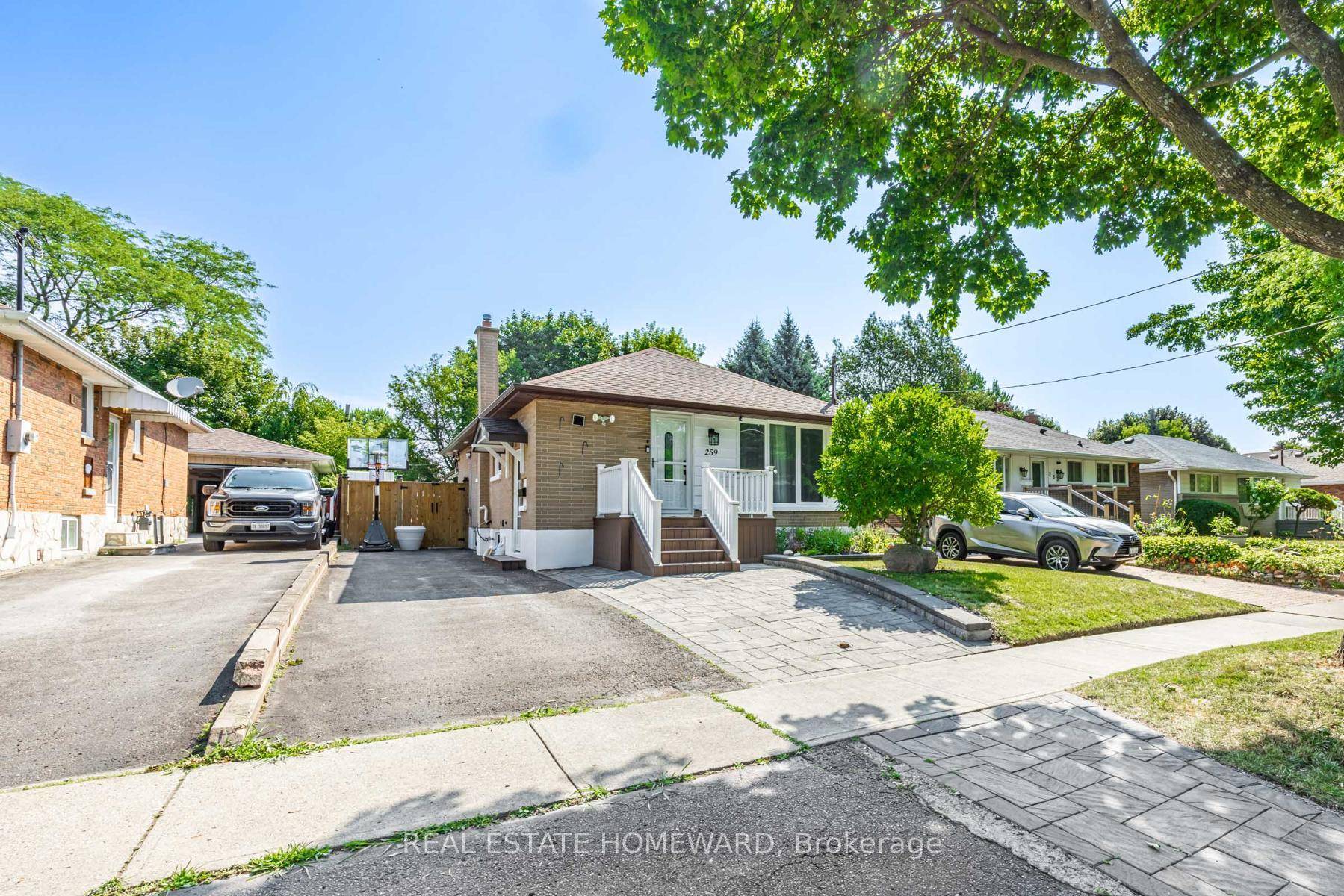 Stunning home in a quiet, family friendly neighbourhood.
