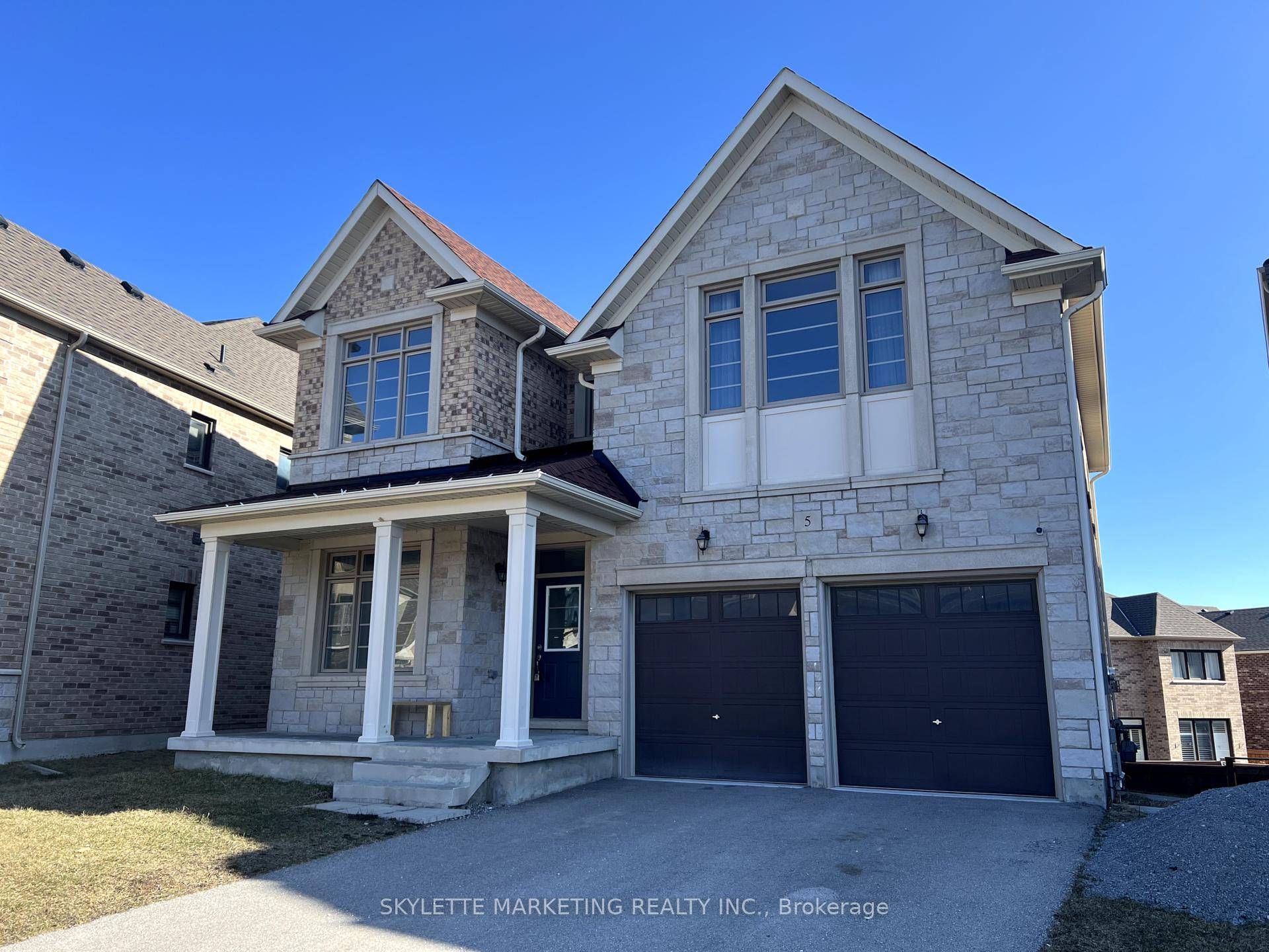 Stunning Executive Home Offering Over 3, 200 Sq Ft Of Bright, Open Living Space !
