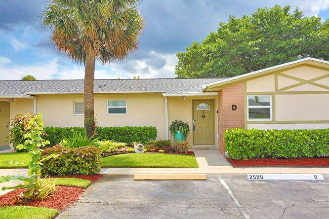 Enjoy the comfort of this updated 1 bedroom, 1 bath Villa in the Barkley section of the 55 Cresthaven Villas.
