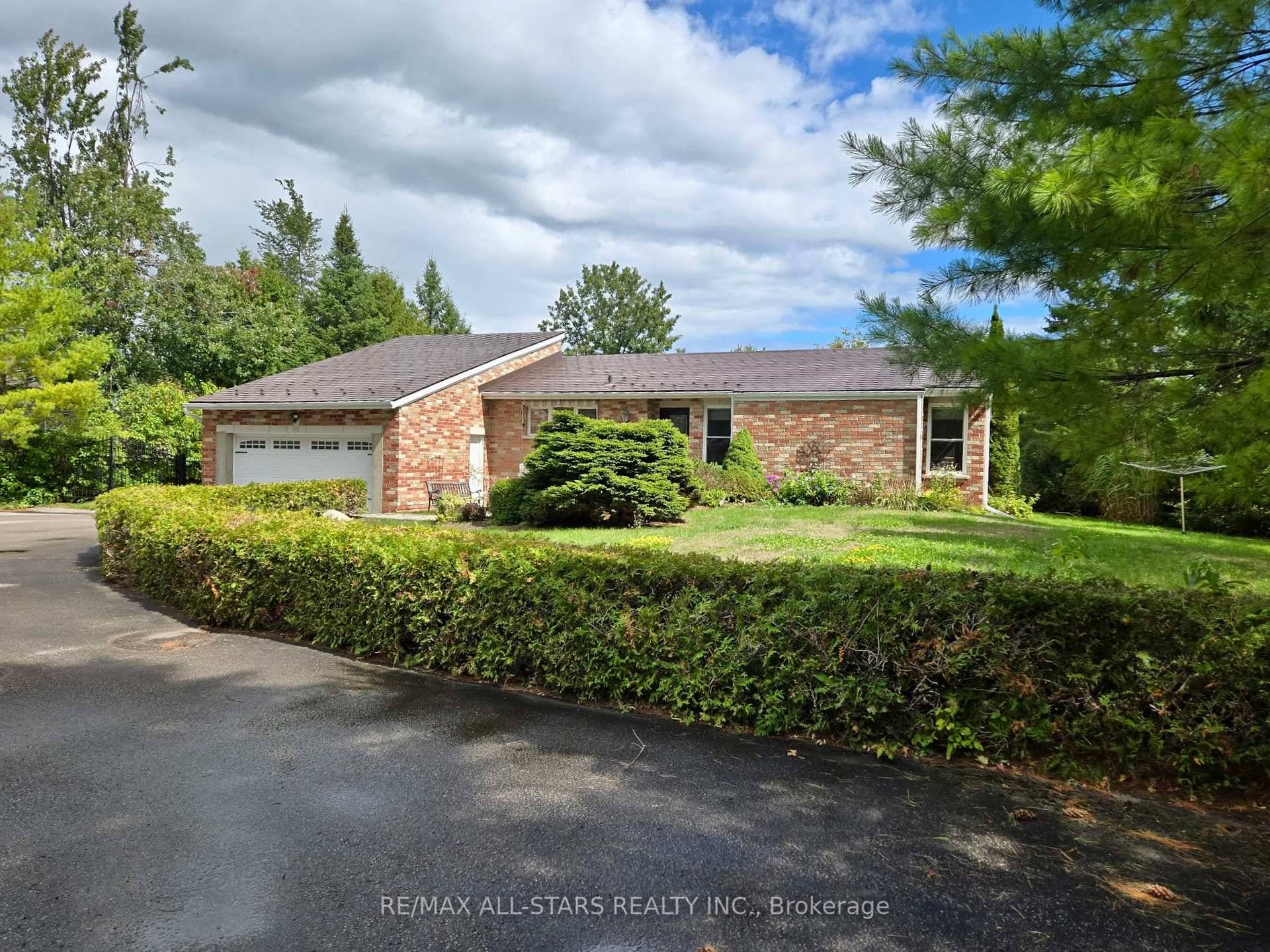 Sturgeon Lake waterfront home just minutes from Fenelon Falls.