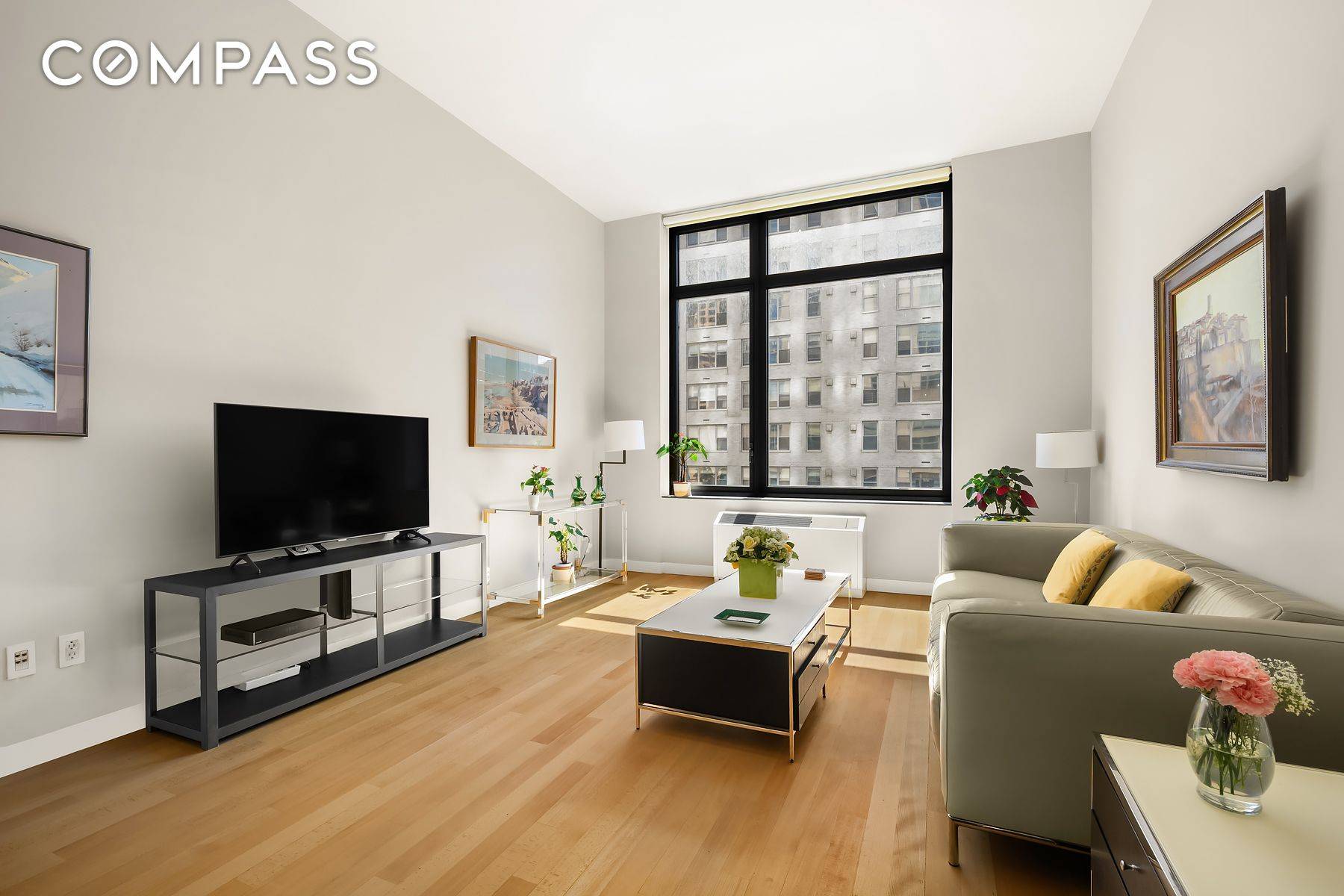 Welcome to this sprawling, mint condition 1 bedroom PLUS large bonus room, that lives like a 2 bedroom, at the Cielo Condominium.