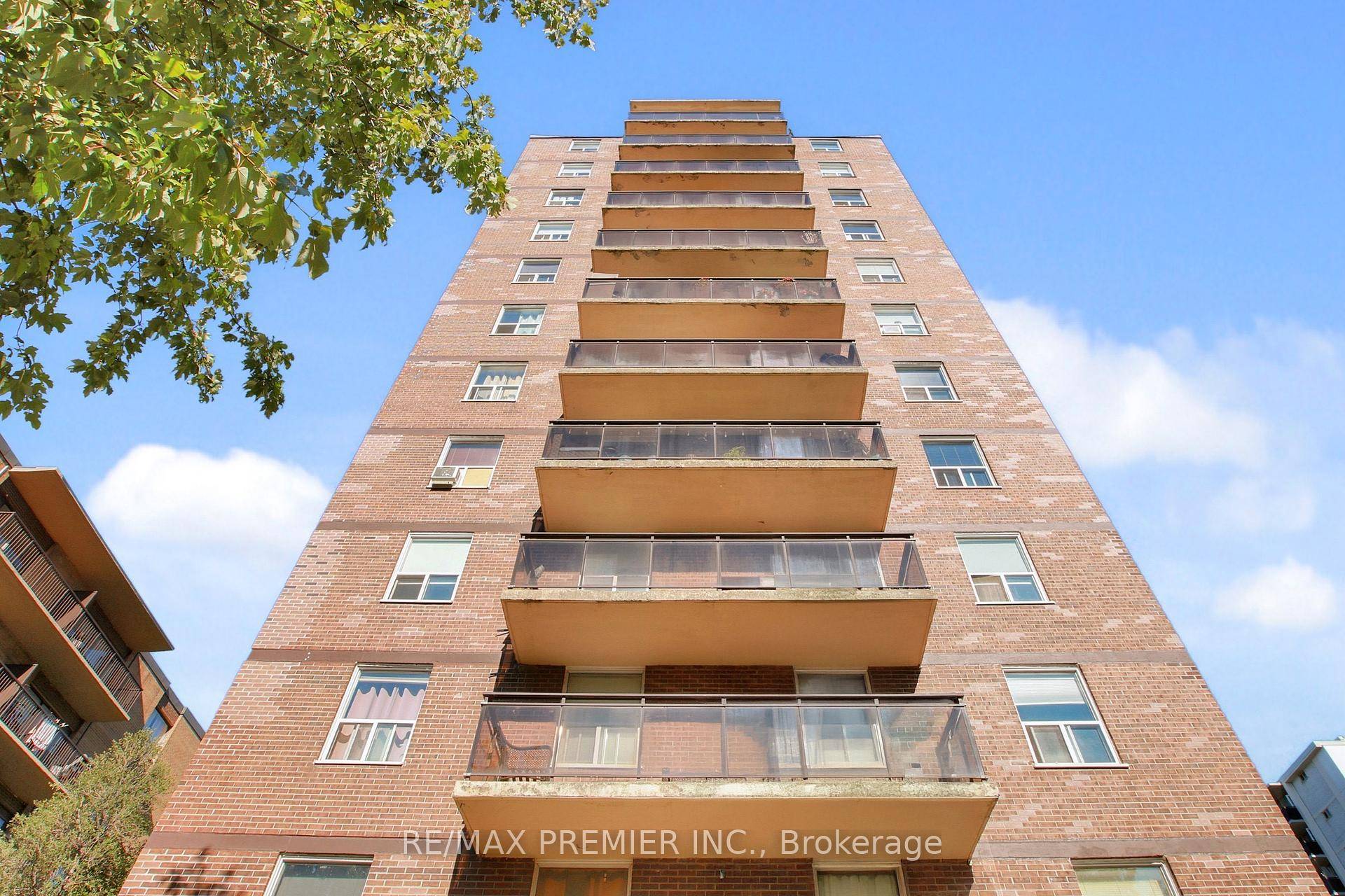 Welcome to 1145 Logan Ave !