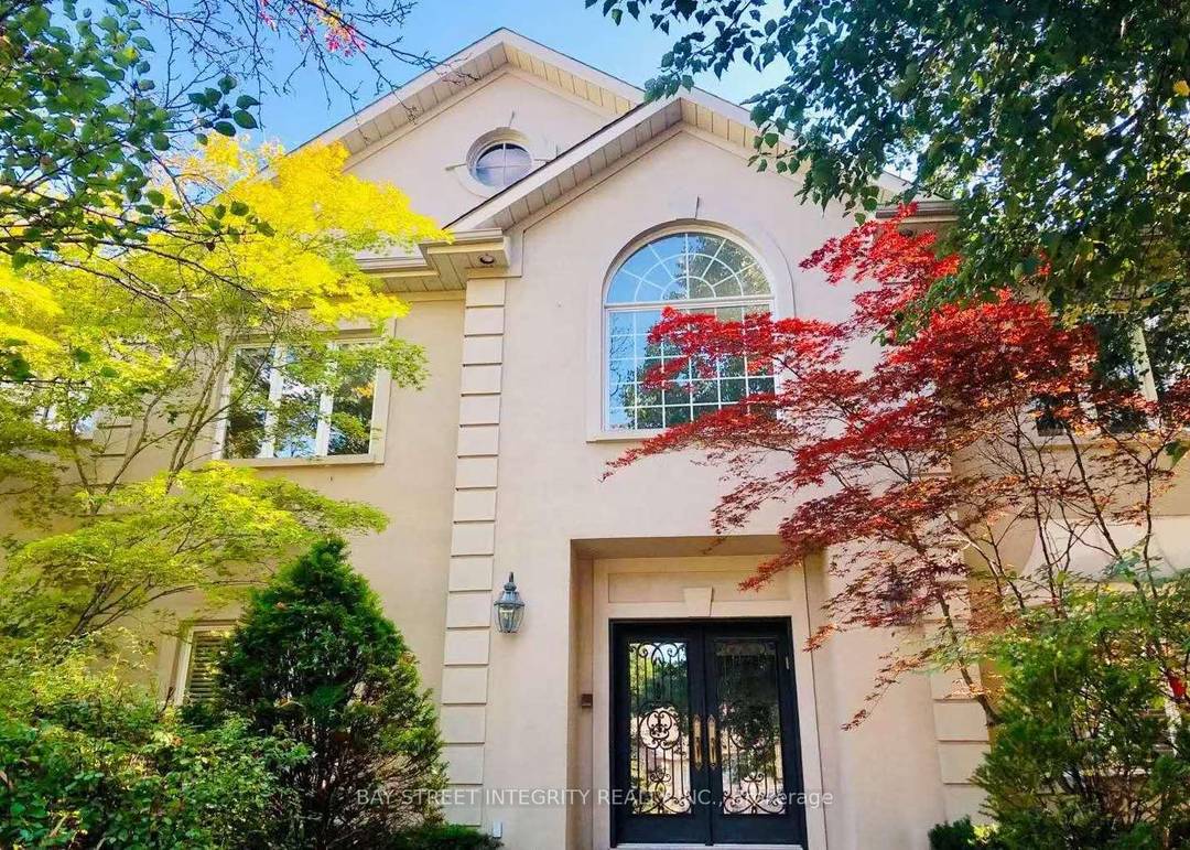 Elite Exclusive Secluded Luxurious Mansions at Renaissance Court in the Prime Location of Thornhill.