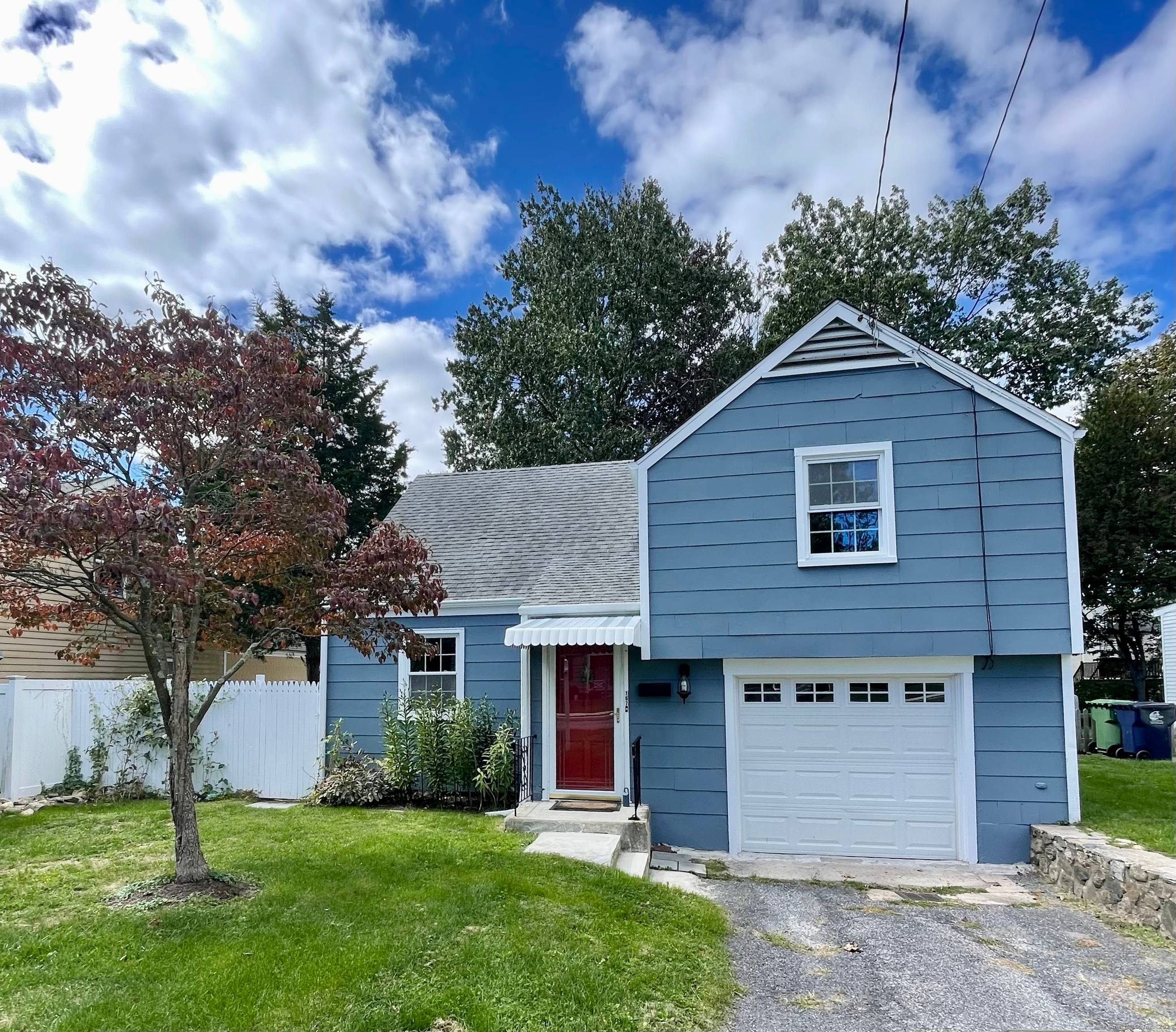 Welcome to 167 Hollow Tree Ridge Road, a well maintained and move in ready 3 bedroom home nestled in the heart of Darien's highly desirable Noroton Heights neighborhood.