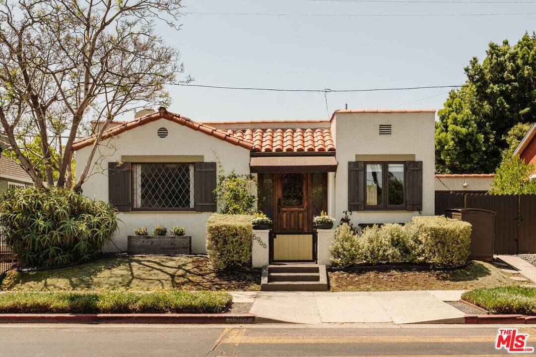 5966   Airdrome St 2BR Beverlywood La
