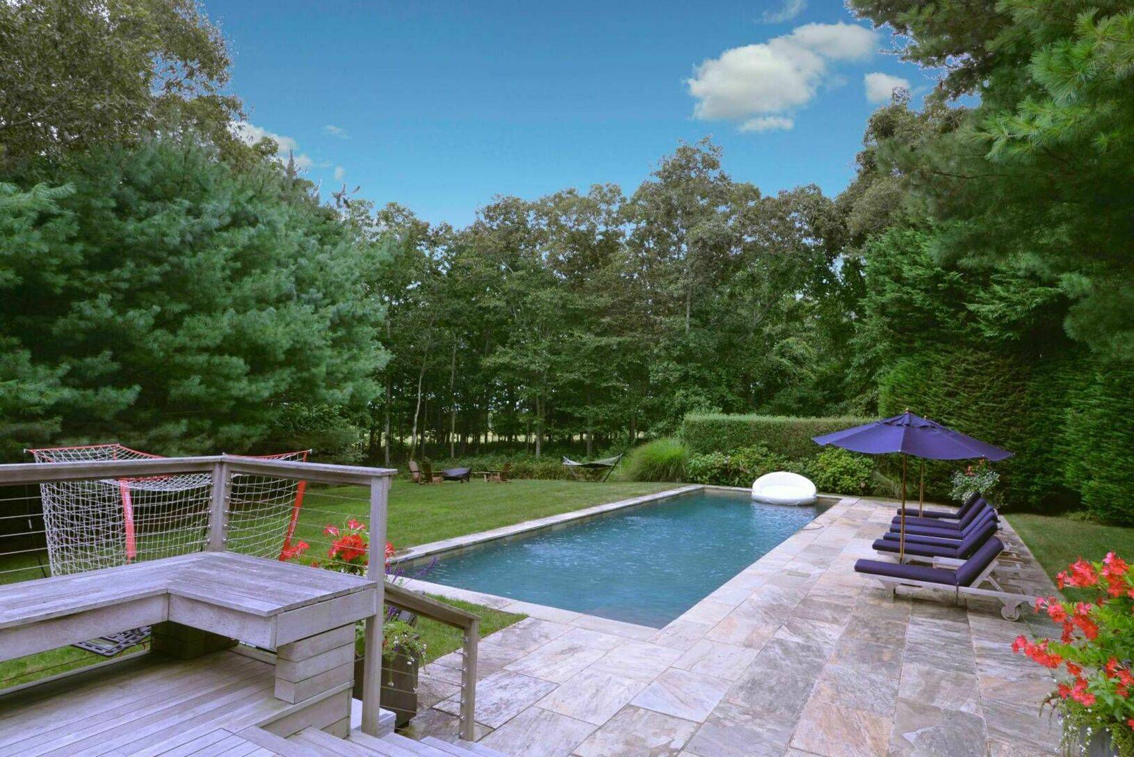 Modern Beach House close to Village, Ocean and Bay Beaches