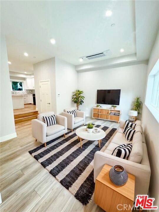1819 1/2  Westholme 3.0 LA
